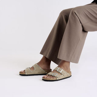 Birkenstock Arizona Suede Rivet in Taupe