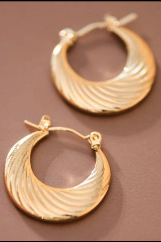 Mia Gold Earrings