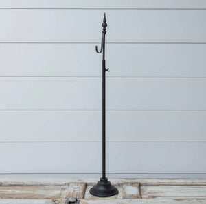 Audreys Wrought Iron Wreath Holder