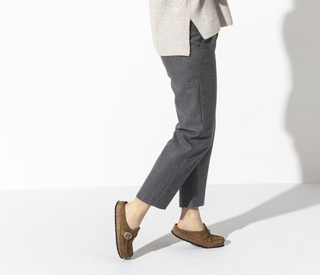 Birkenstock Buckley Suede in Tea