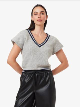 Habitual Jen Ribbed Sweater Vest