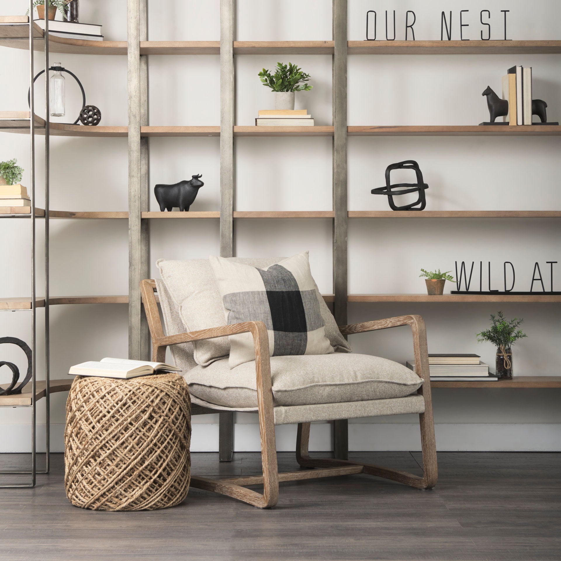 Mercana Pouf Collection