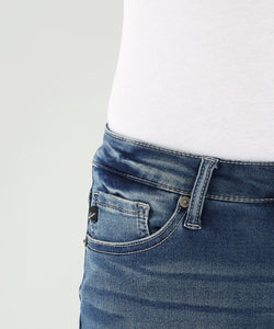 KanCan Bermuda Shorts Mid Rise Hem Detail