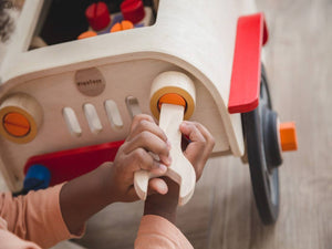 PlanToys Motor Mechanic